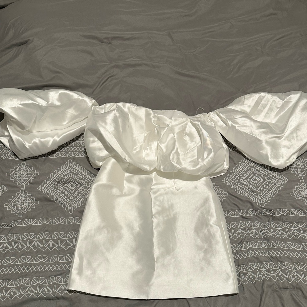 Elegant White Off-Shoulder Dress